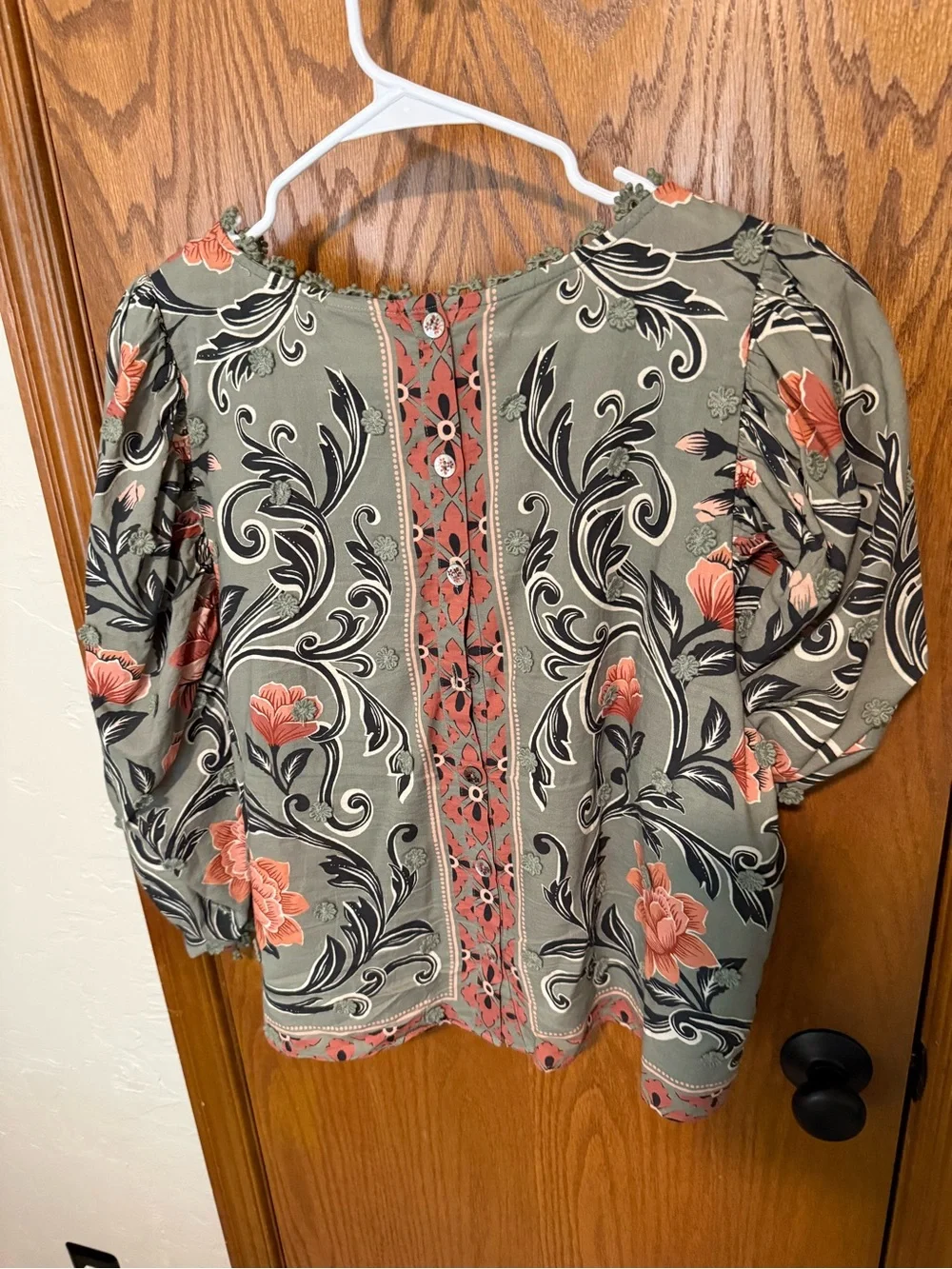 FARM Rio olive blouse